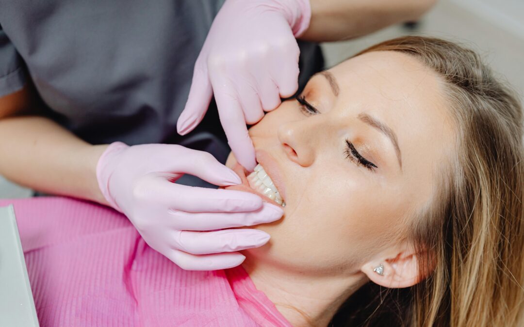 The Most Popular Cosmetic Dental Procedures in 2025