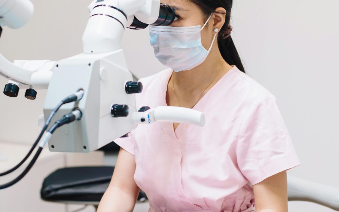 Endodontist vs General Dentist for Root Canals: What Is the Difference?